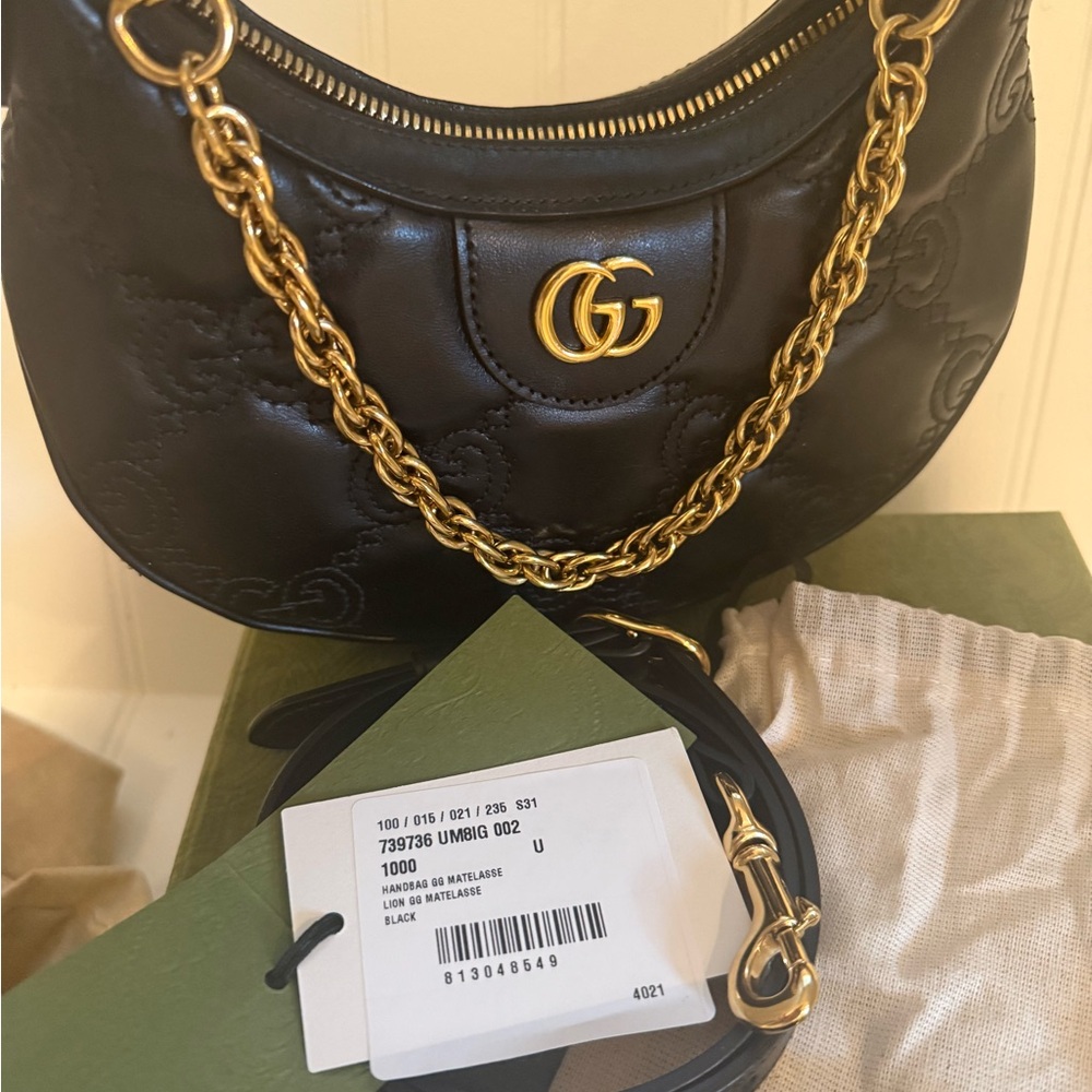 GUCCI
Calfskin GG Matelasse Mini Hobo Shoulder Bag Black Dimensions 8.2x5.5x2 - Picture 2 of 7